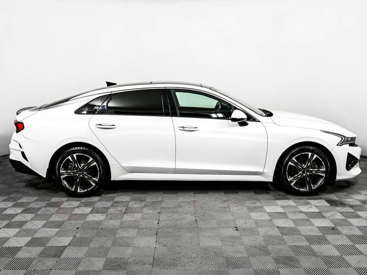 Купить Kia K5 с пробегом. Фото: #3