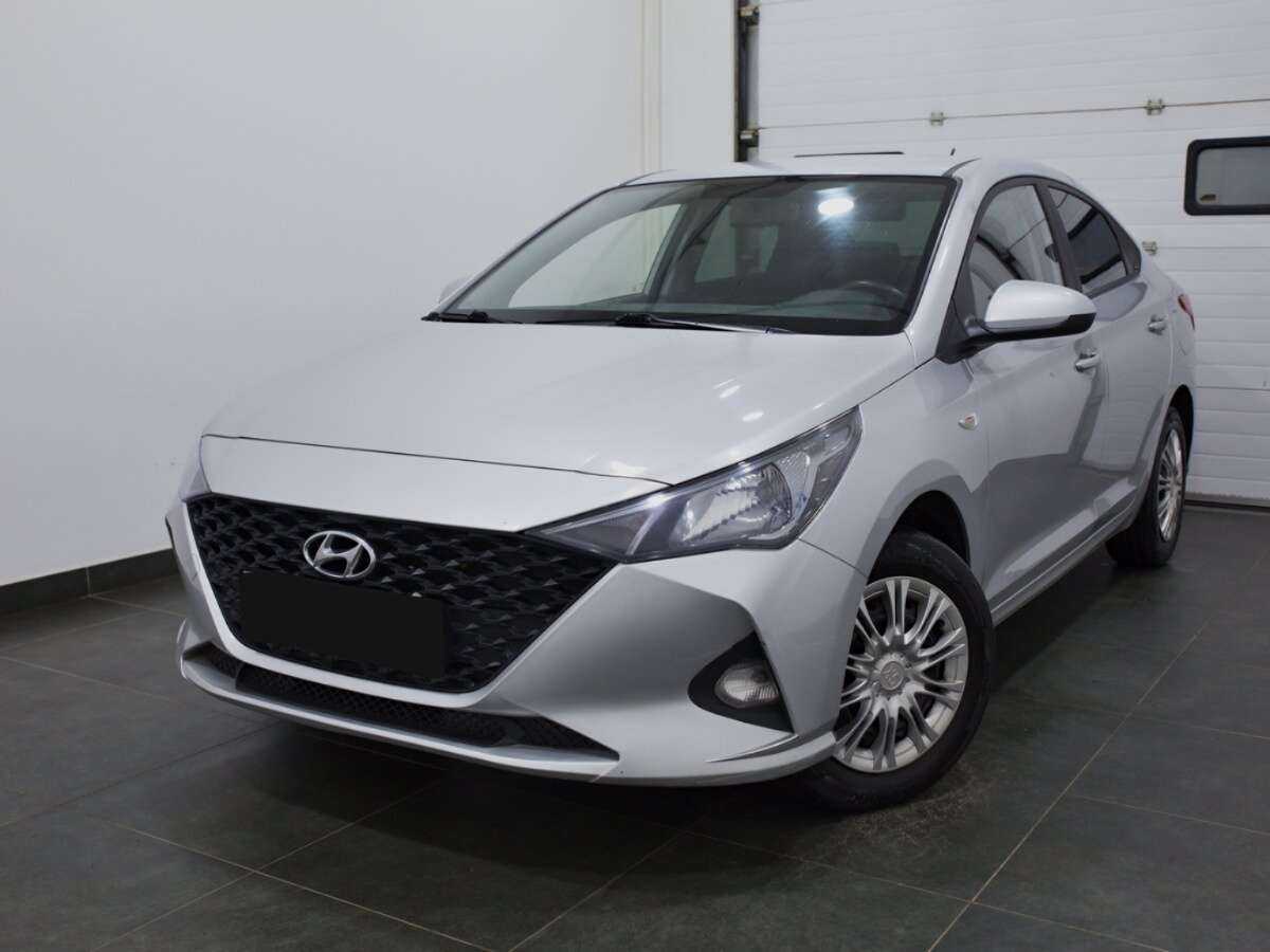 Купить Hyundai Solaris с пробегом. Посмотреть фото