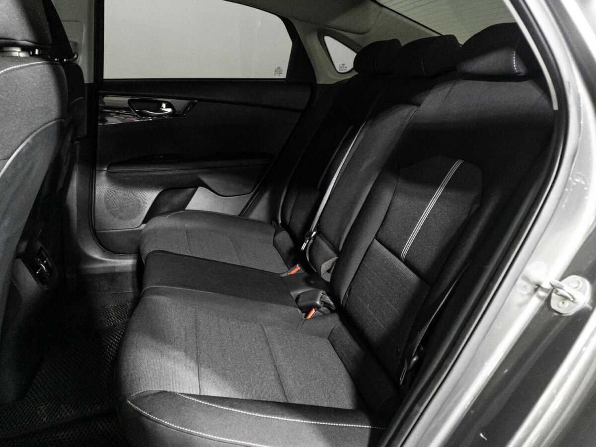 Купить Kia Cerato с пробегом. Фото: #9