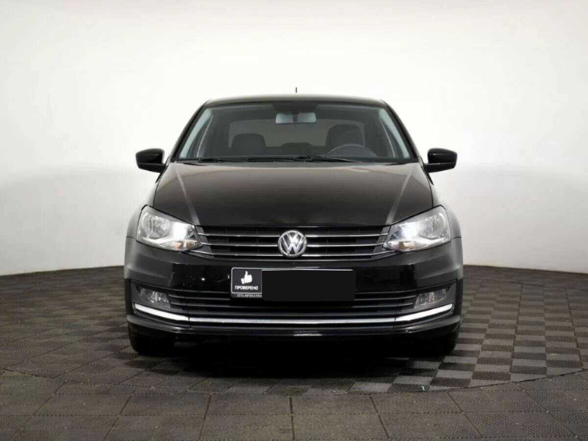 Купить Volkswagen Polo с пробегом. Фото: #1