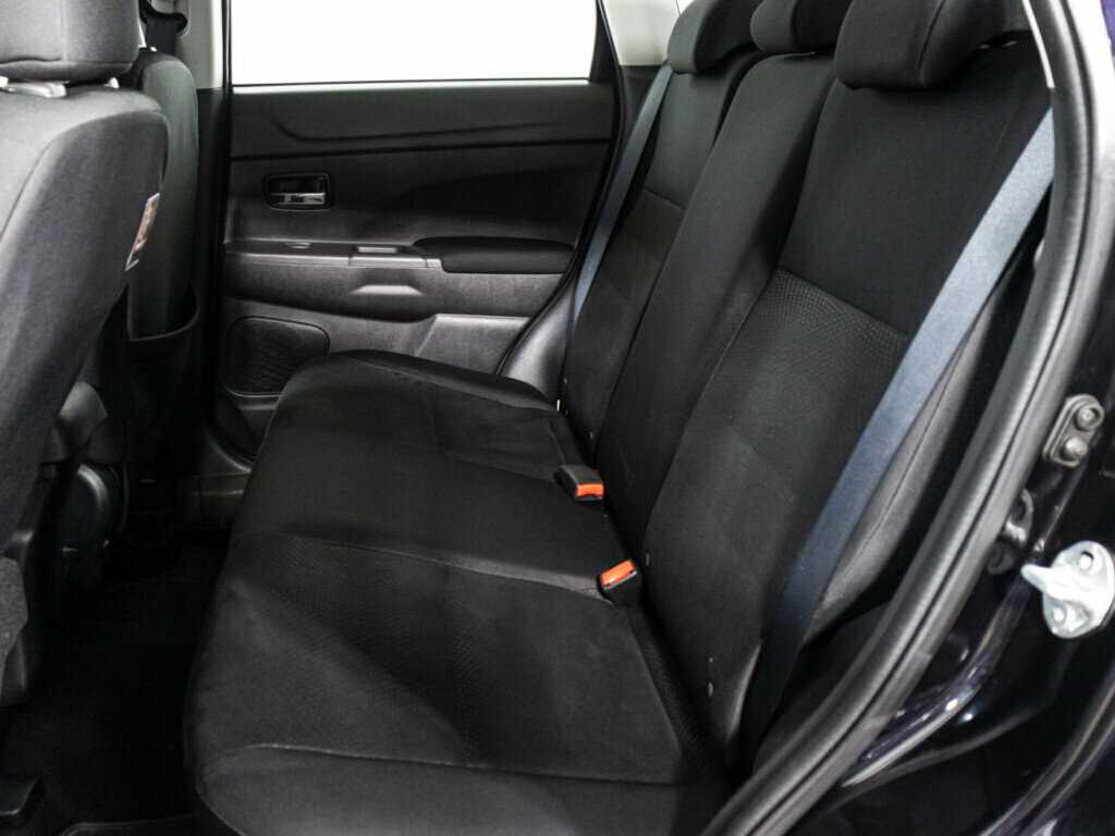 Купить Mitsubishi ASX с пробегом. Фото: #9