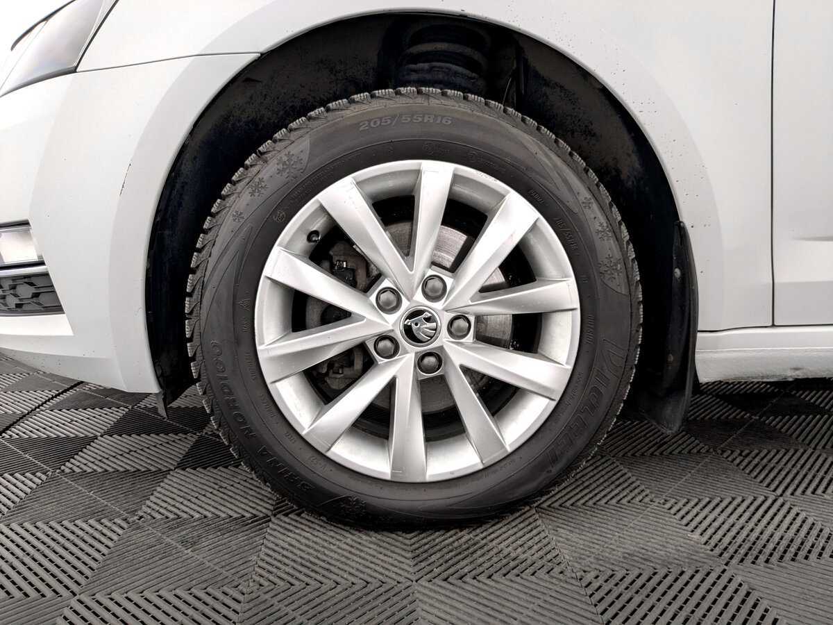 Купить Skoda Octavia с пробегом. Фото: #17