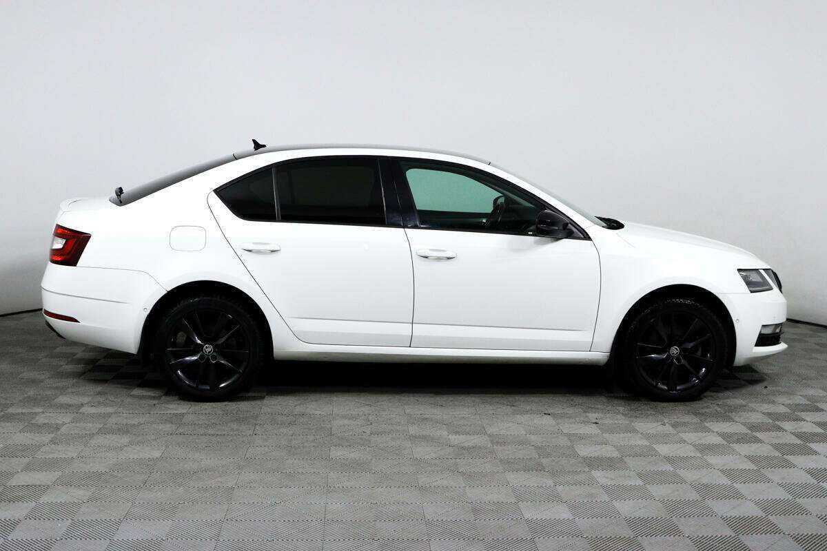 Купить Skoda Octavia с пробегом. Фото: #3