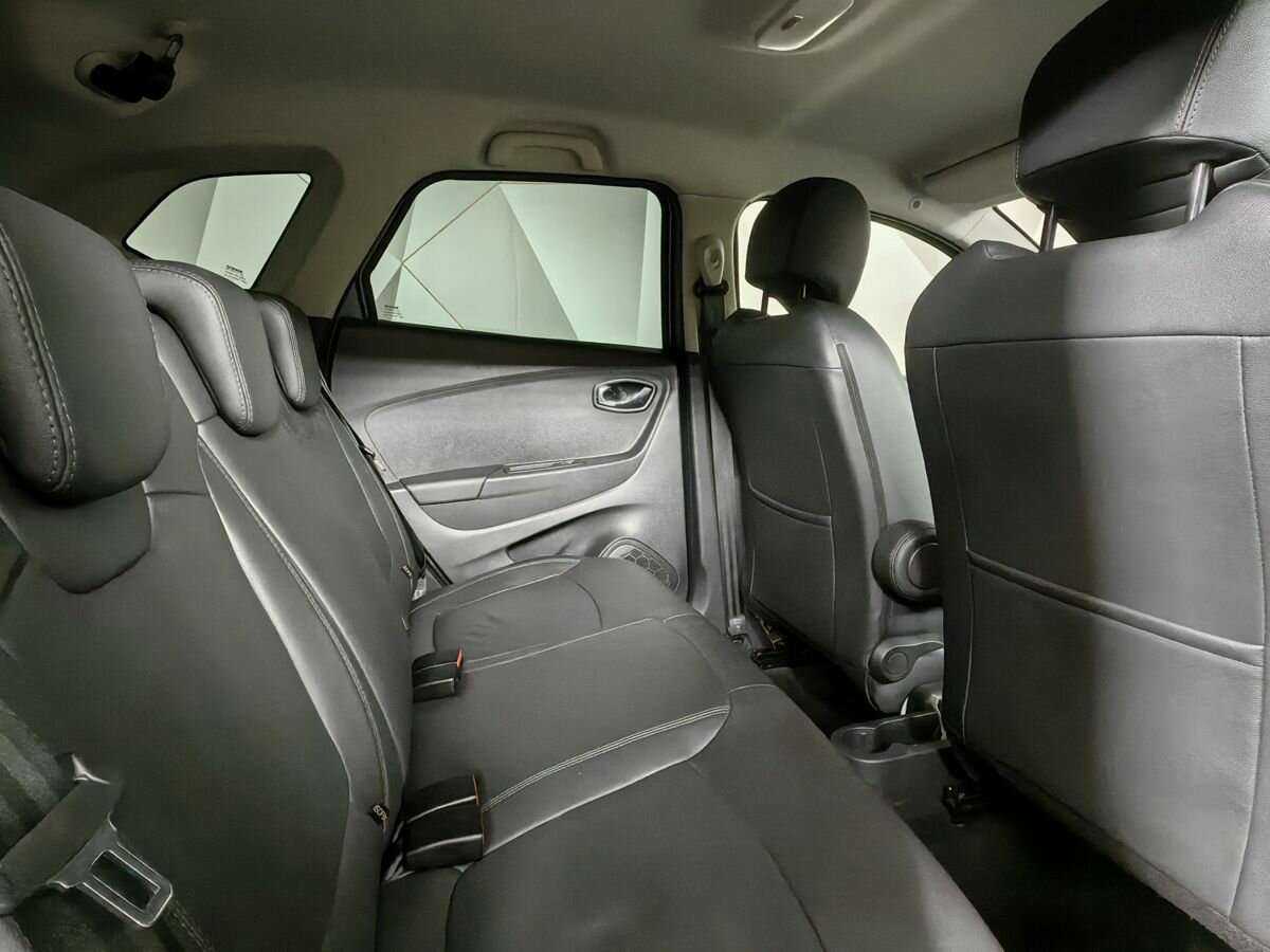 Купить Renault Kaptur с пробегом. Фото: #9