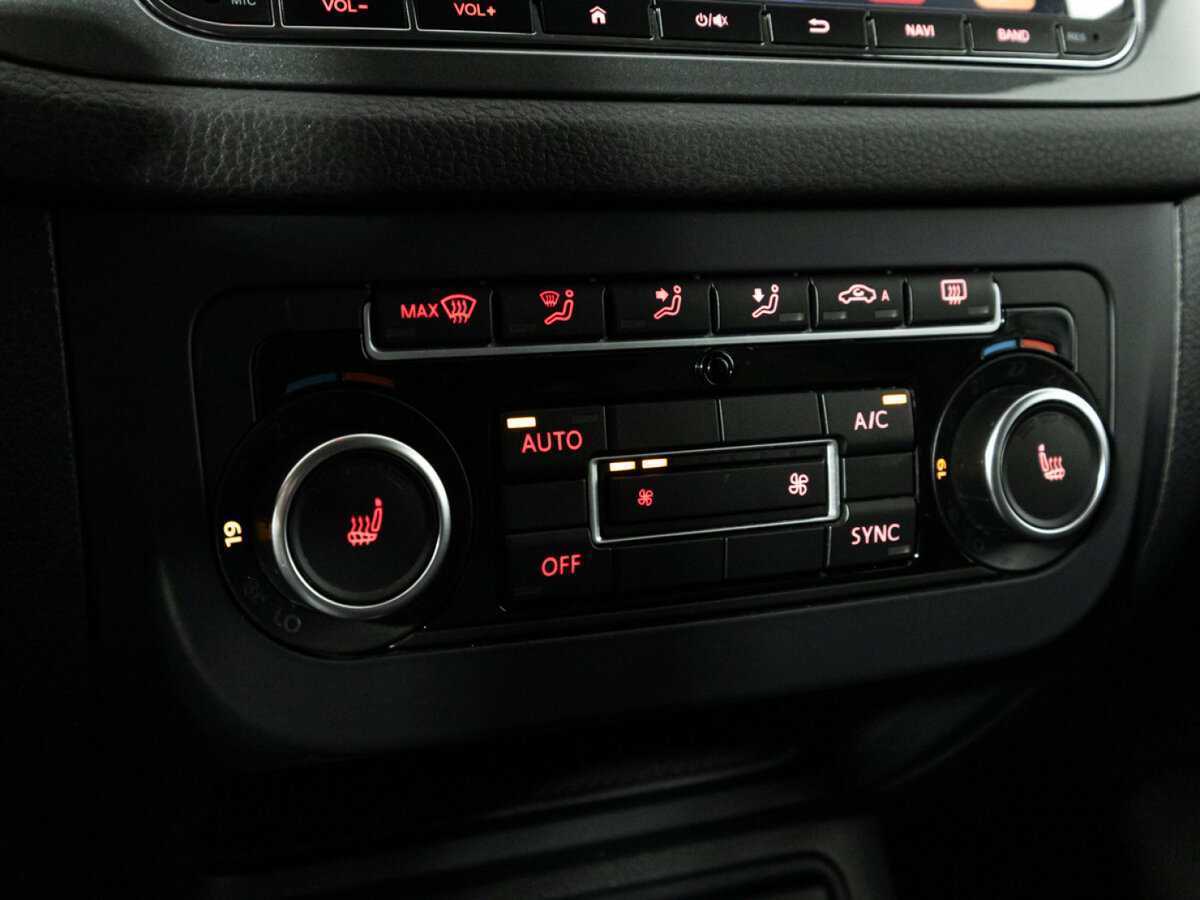 Купить Volkswagen Tiguan с пробегом. Фото: #16