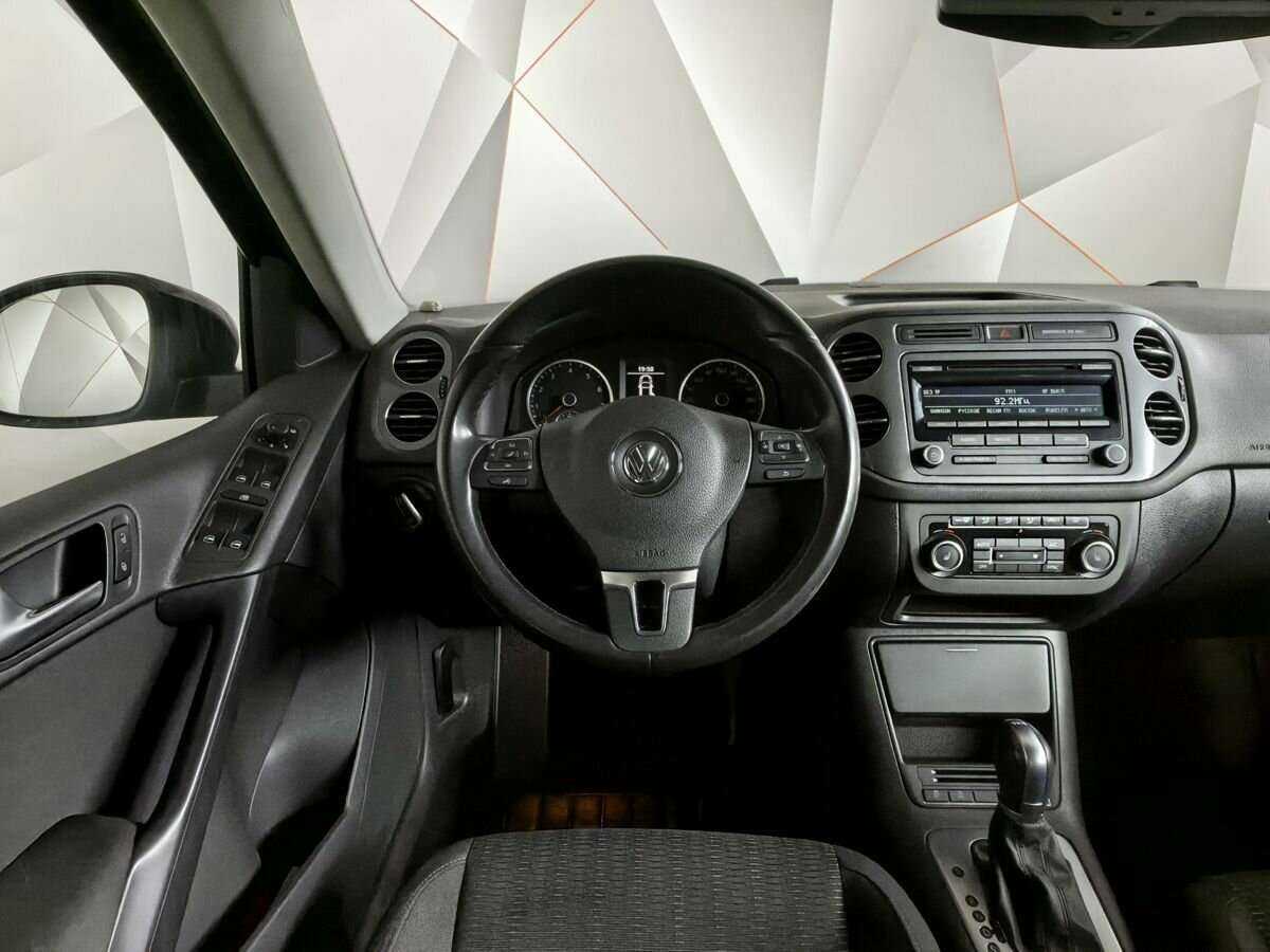 Купить Volkswagen Tiguan с пробегом. Фото: #14