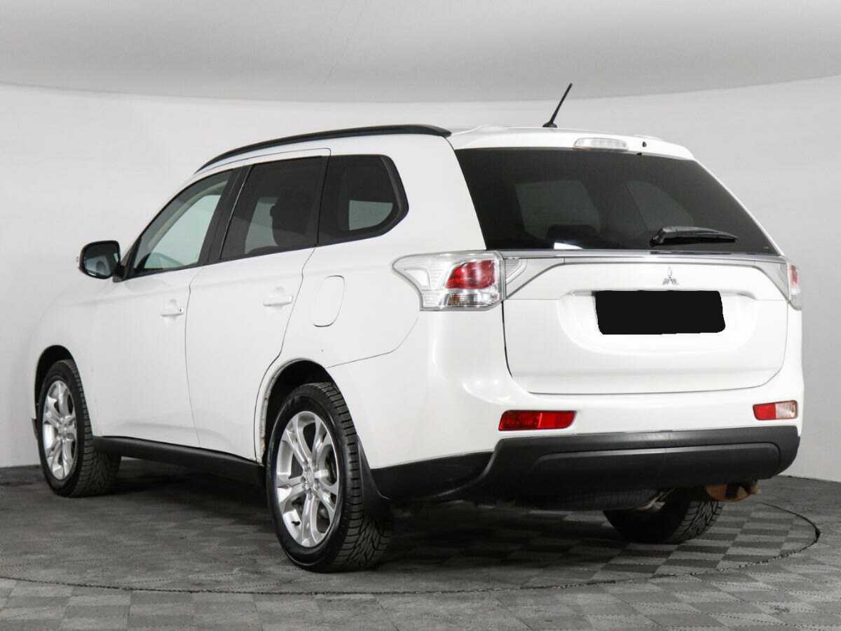 Купить Mitsubishi Outlander с пробегом. Фото: #6