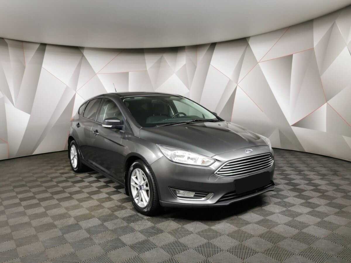 Купить Ford Focus с пробегом. Фото: #2