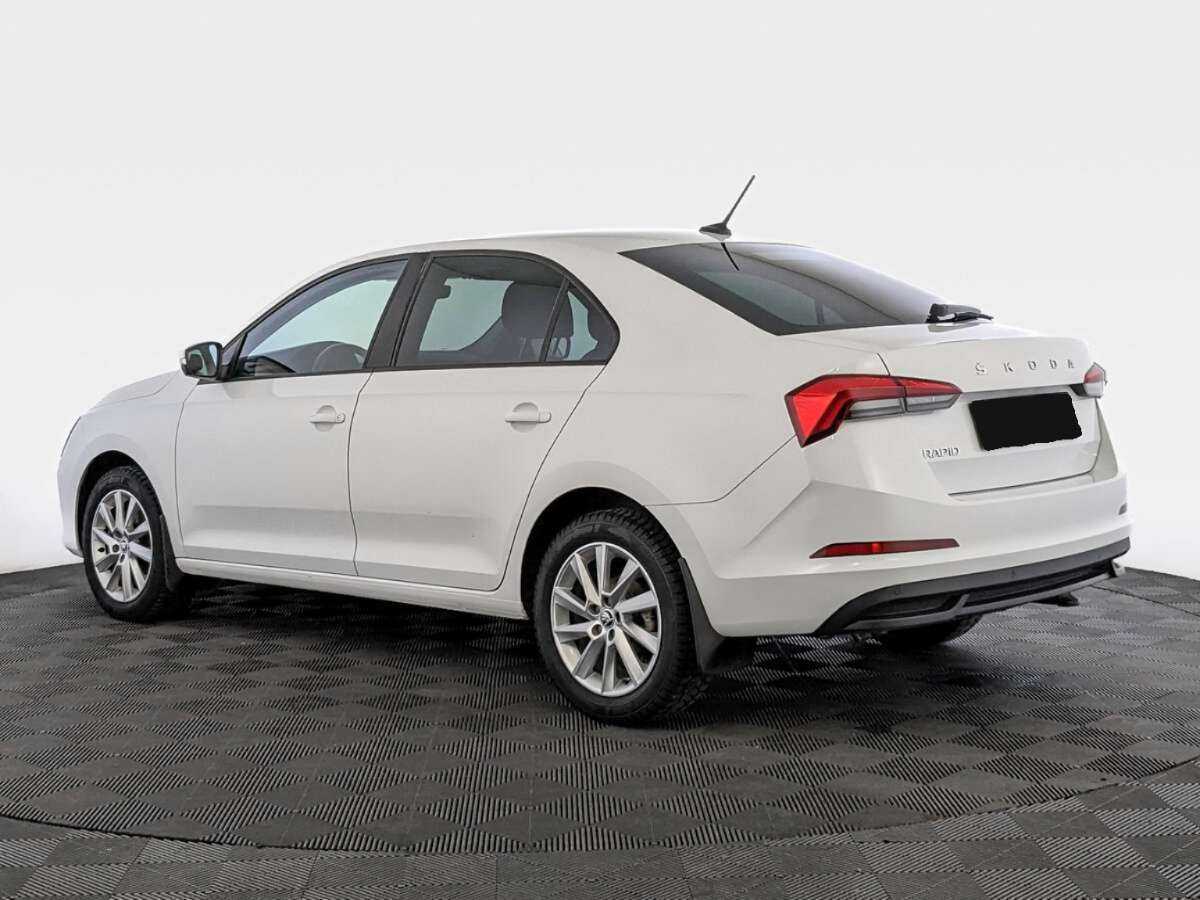 Купить Skoda Rapid с пробегом. Фото: #6