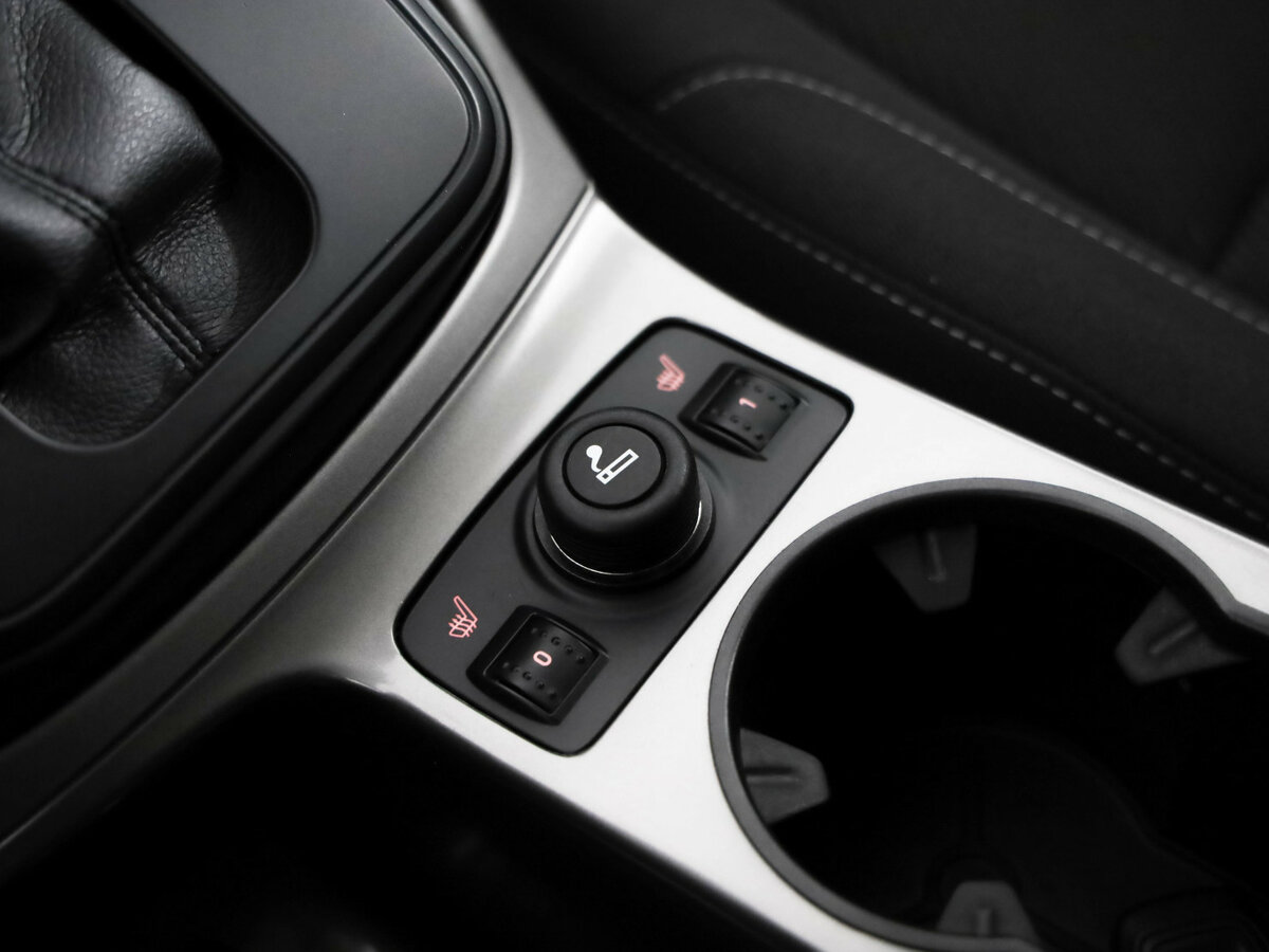 Купить Ford Kuga с пробегом. Фото: #8