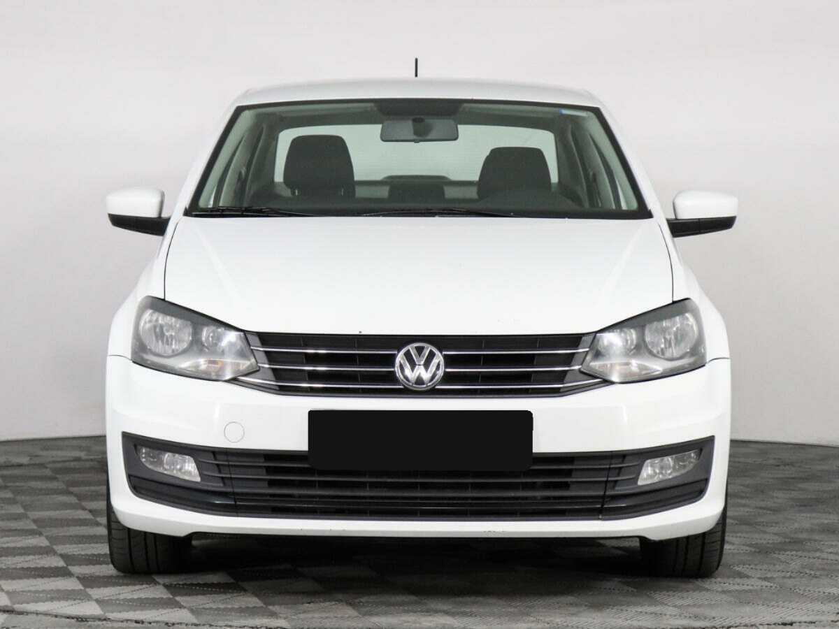Купить Volkswagen Polo с пробегом. Фото: #1