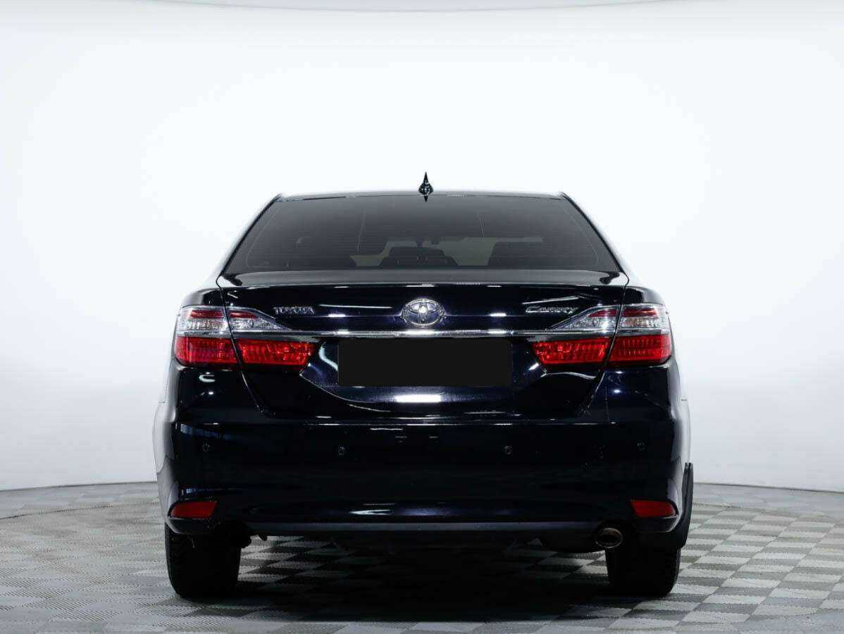 Купить Toyota Camry с пробегом. Фото: #4