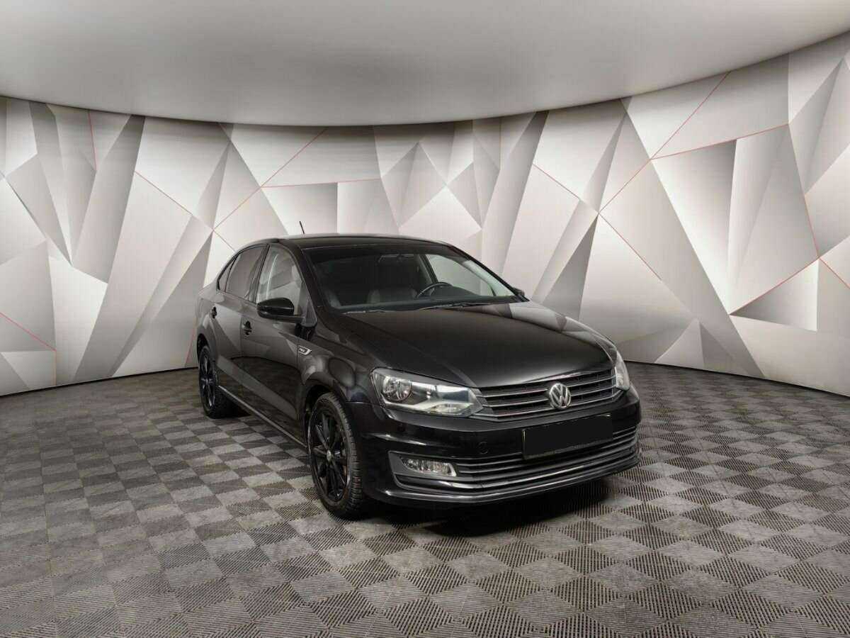 Купить Volkswagen Polo с пробегом. Фото: #2