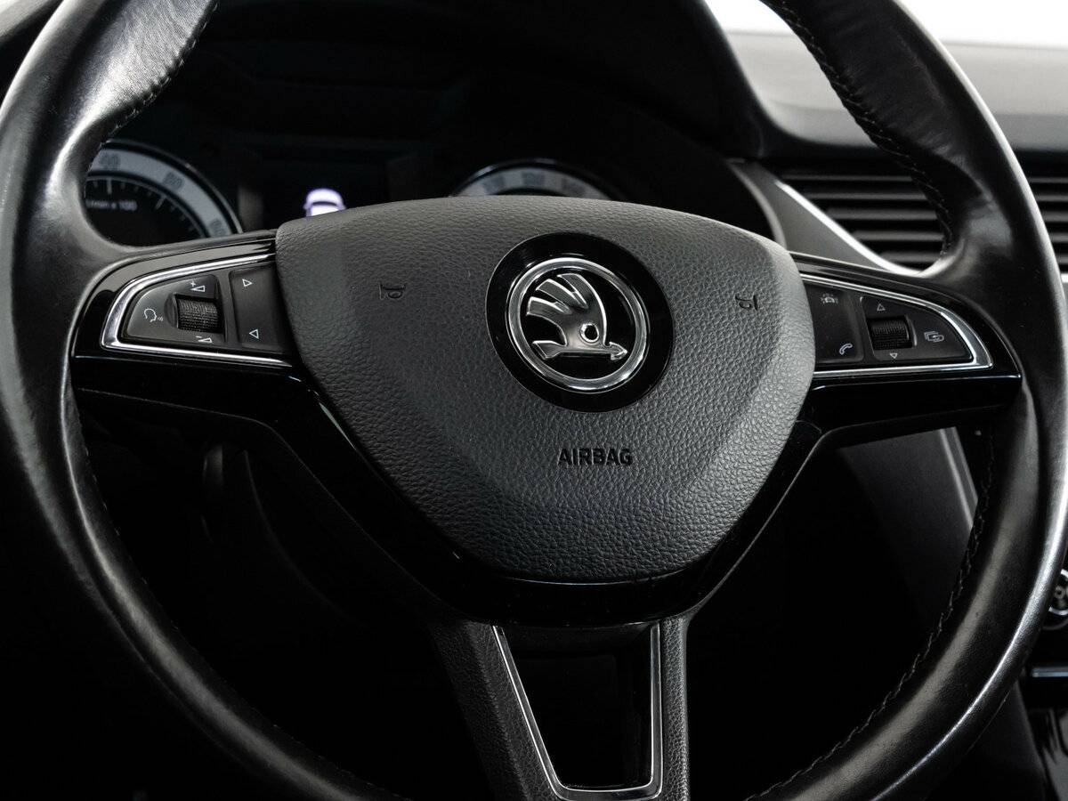 Купить Skoda Octavia с пробегом. Фото: #8