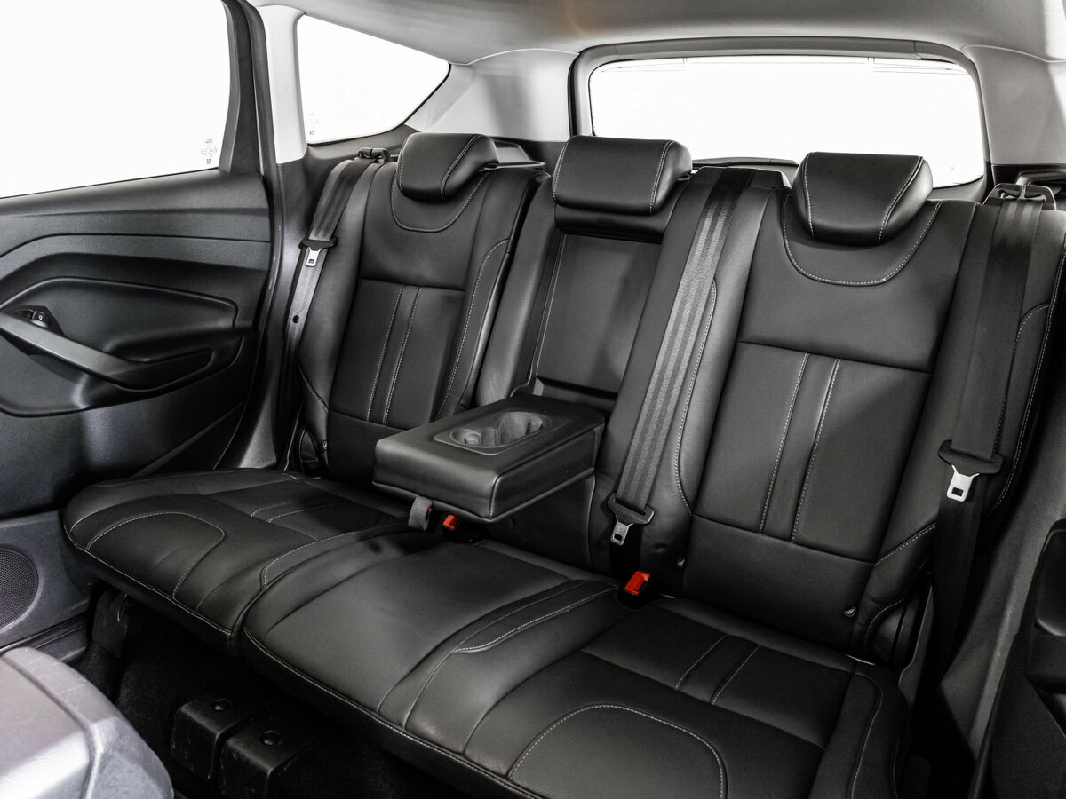 Купить Ford Kuga с пробегом. Фото: #16