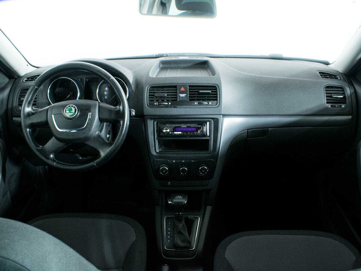 Купить Skoda Yeti с пробегом. Фото: #11