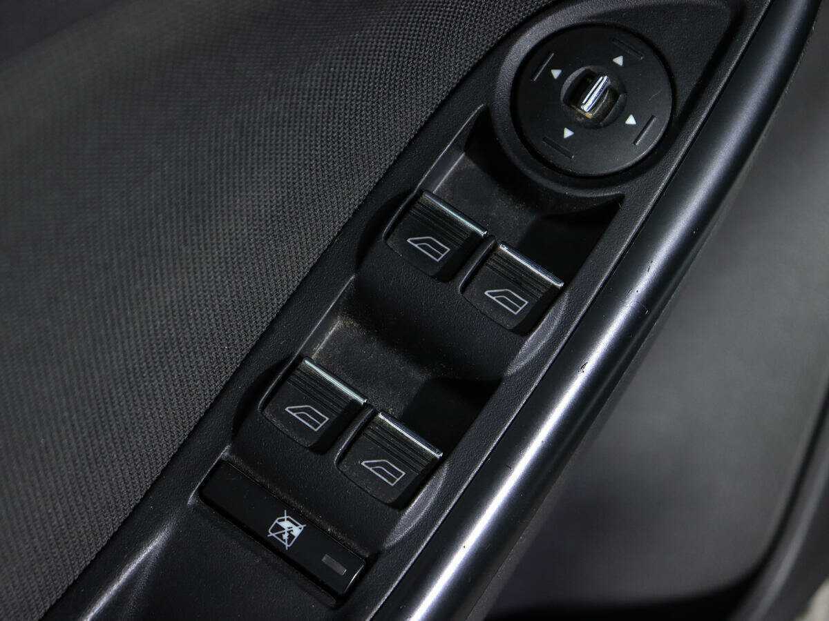 Купить Ford Focus с пробегом. Фото: #15