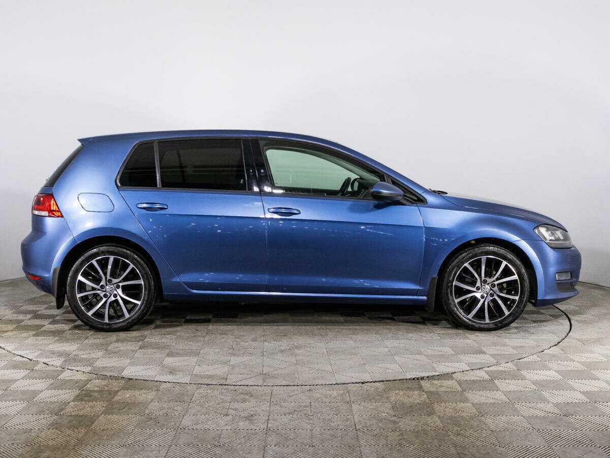 Купить Volkswagen Golf с пробегом. Фото: #3