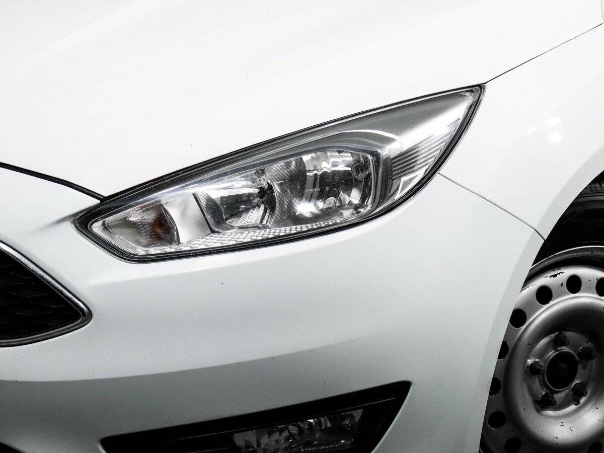 Купить Ford Focus с пробегом. Фото: #15