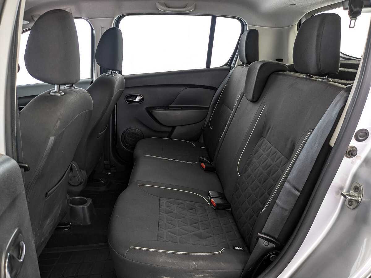 Купить Renault Sandero с пробегом. Фото: #13