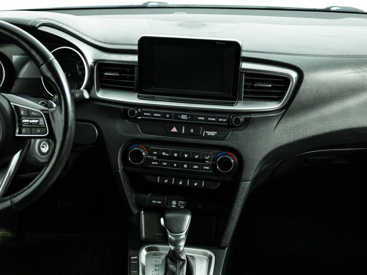 Купить Kia Ceed с пробегом. Фото: #13