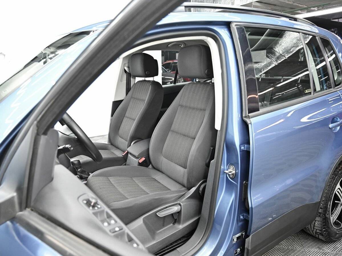 Купить Volkswagen Tiguan с пробегом. Фото: #5