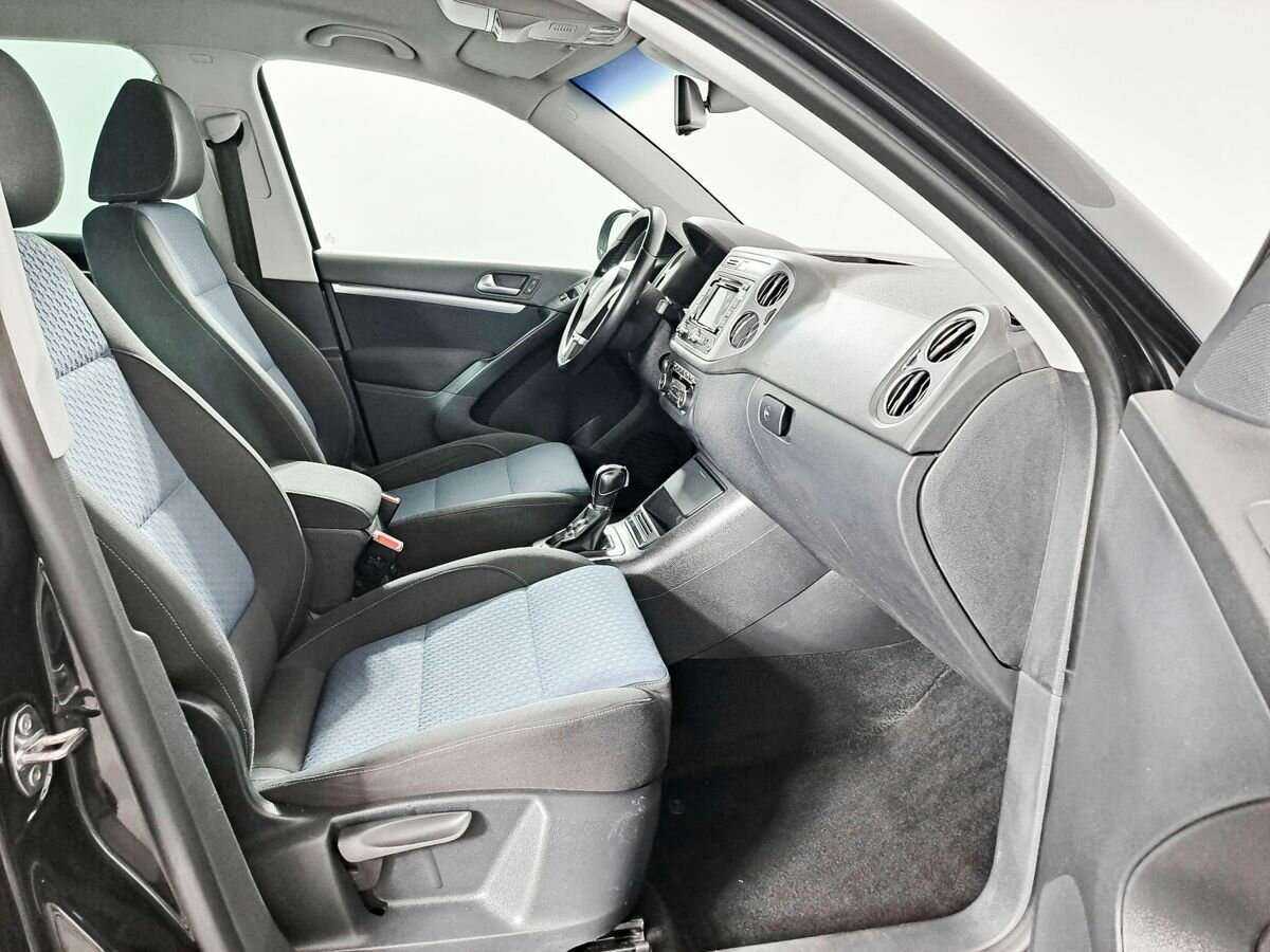 Купить Volkswagen Tiguan с пробегом. Фото: #8