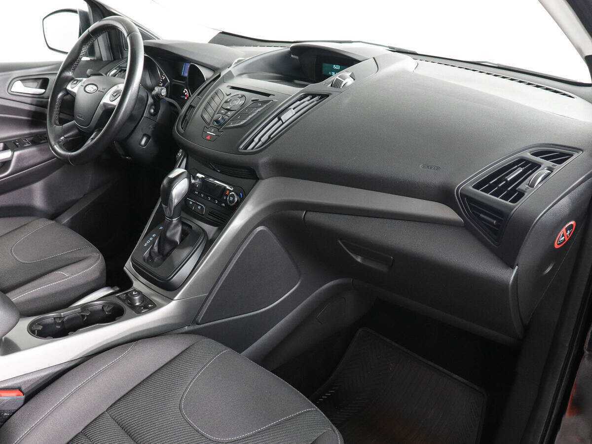 Купить Ford Kuga с пробегом. Фото: #9