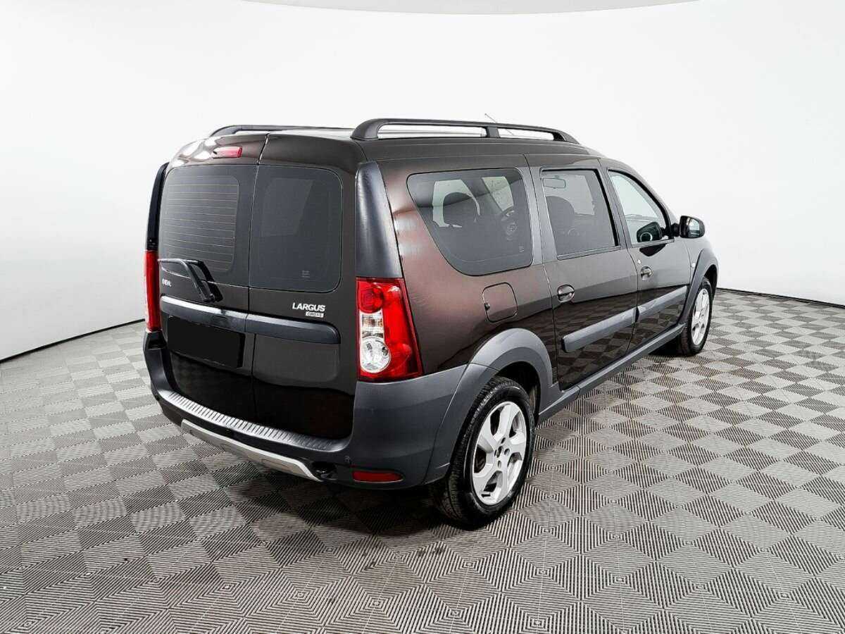 Купить Lada (ВАЗ) Largus с пробегом. Фото: #4