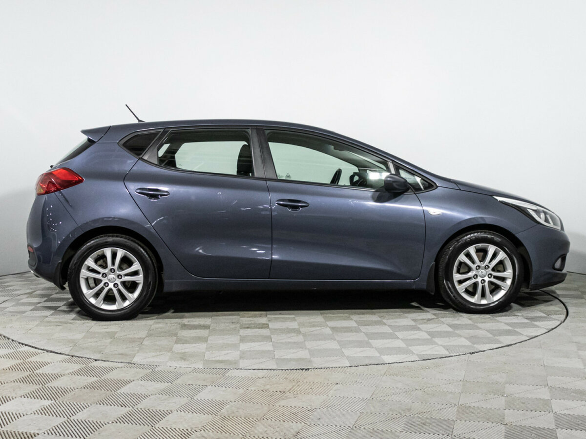 Купить Kia Ceed с пробегом. Фото: #3