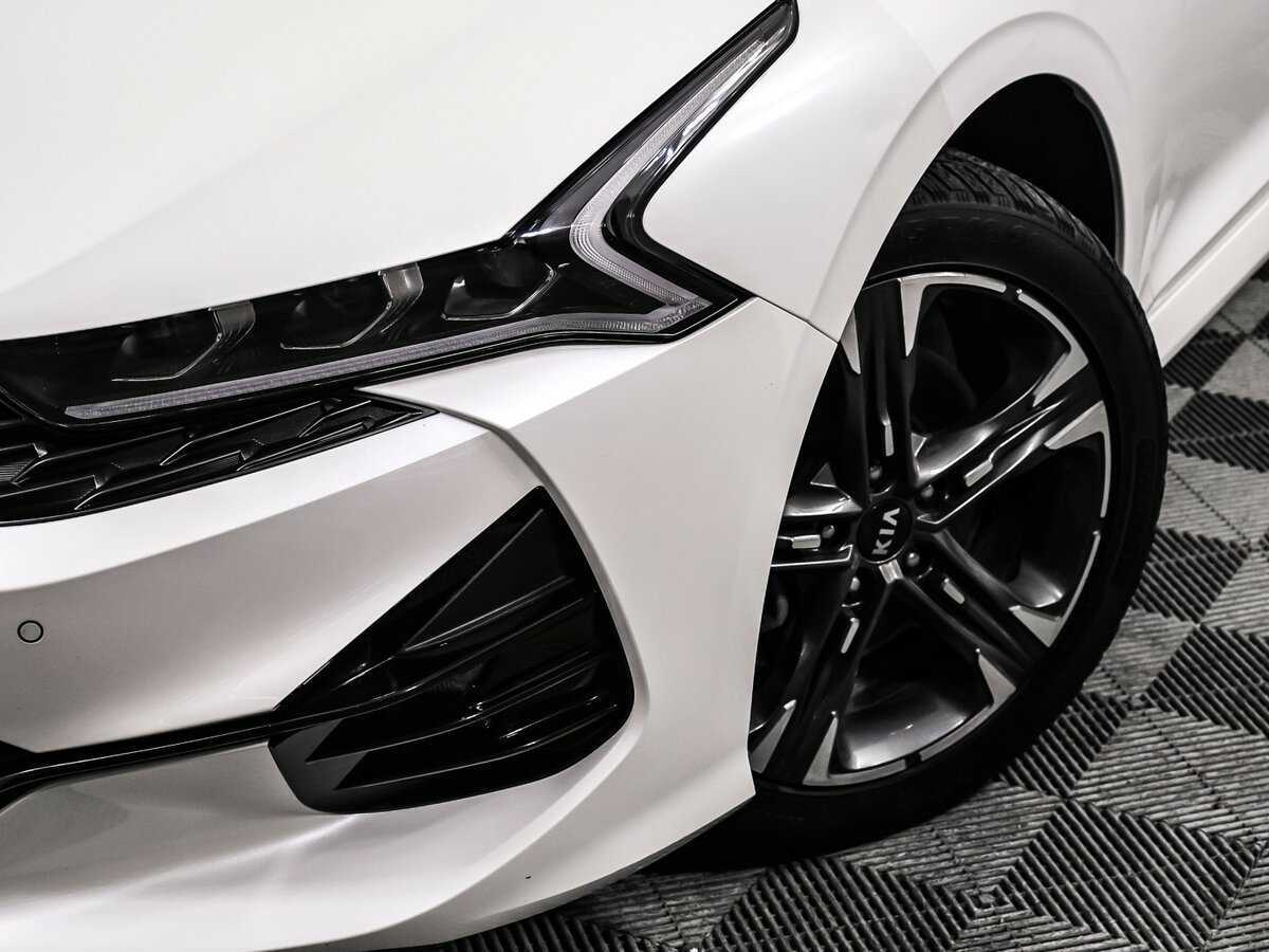 Купить Kia K5 с пробегом. Фото: #13