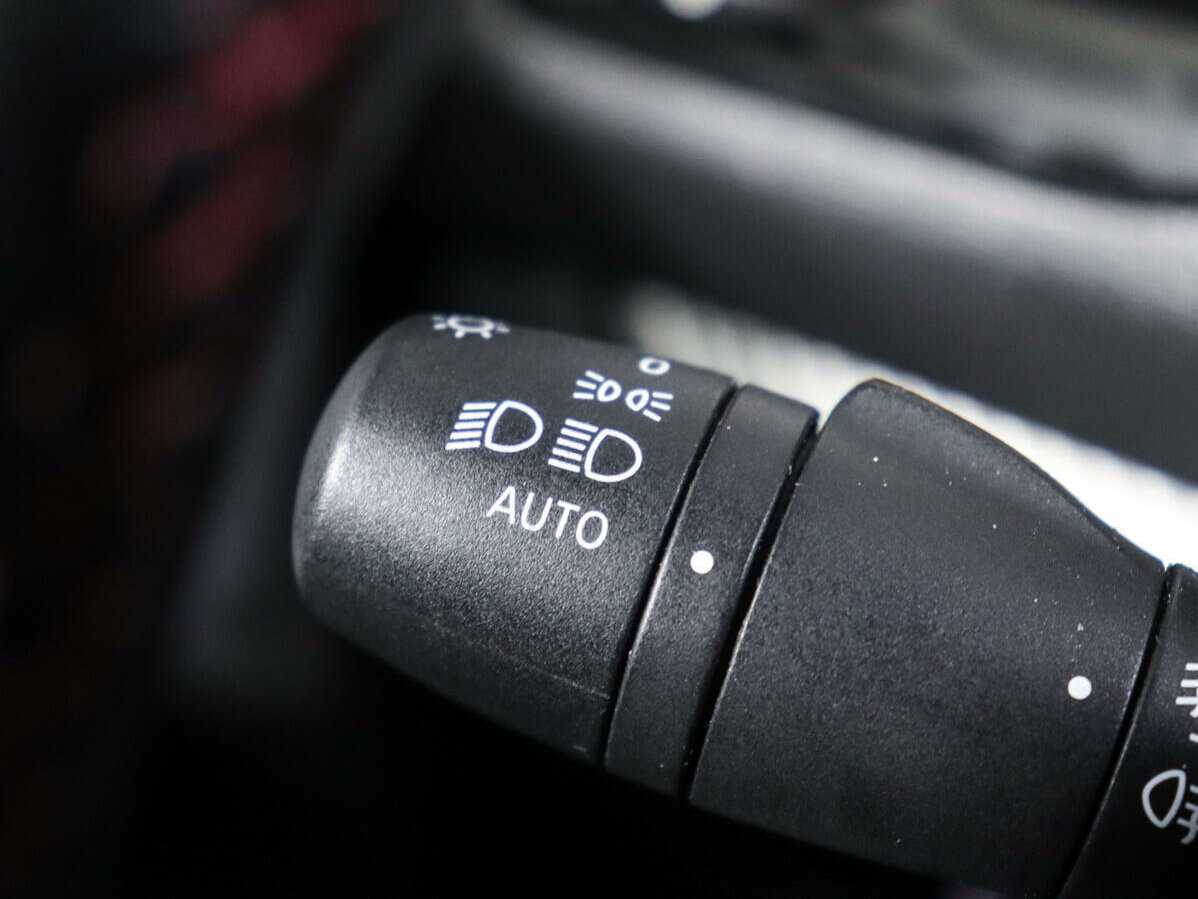 Купить Lada (ВАЗ) Vesta с пробегом. Фото: #16