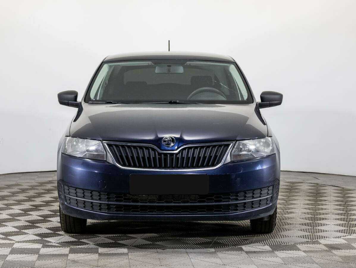 Купить Skoda Rapid с пробегом. Фото: #1