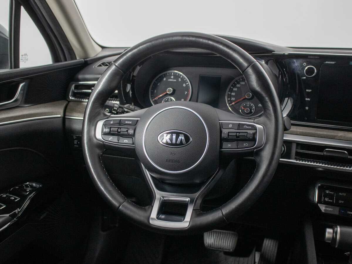 Купить Kia K5 с пробегом. Фото: #14