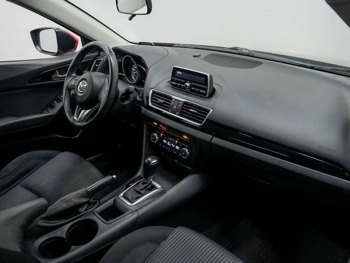 Купить Mazda 3 с пробегом. Фото: #6