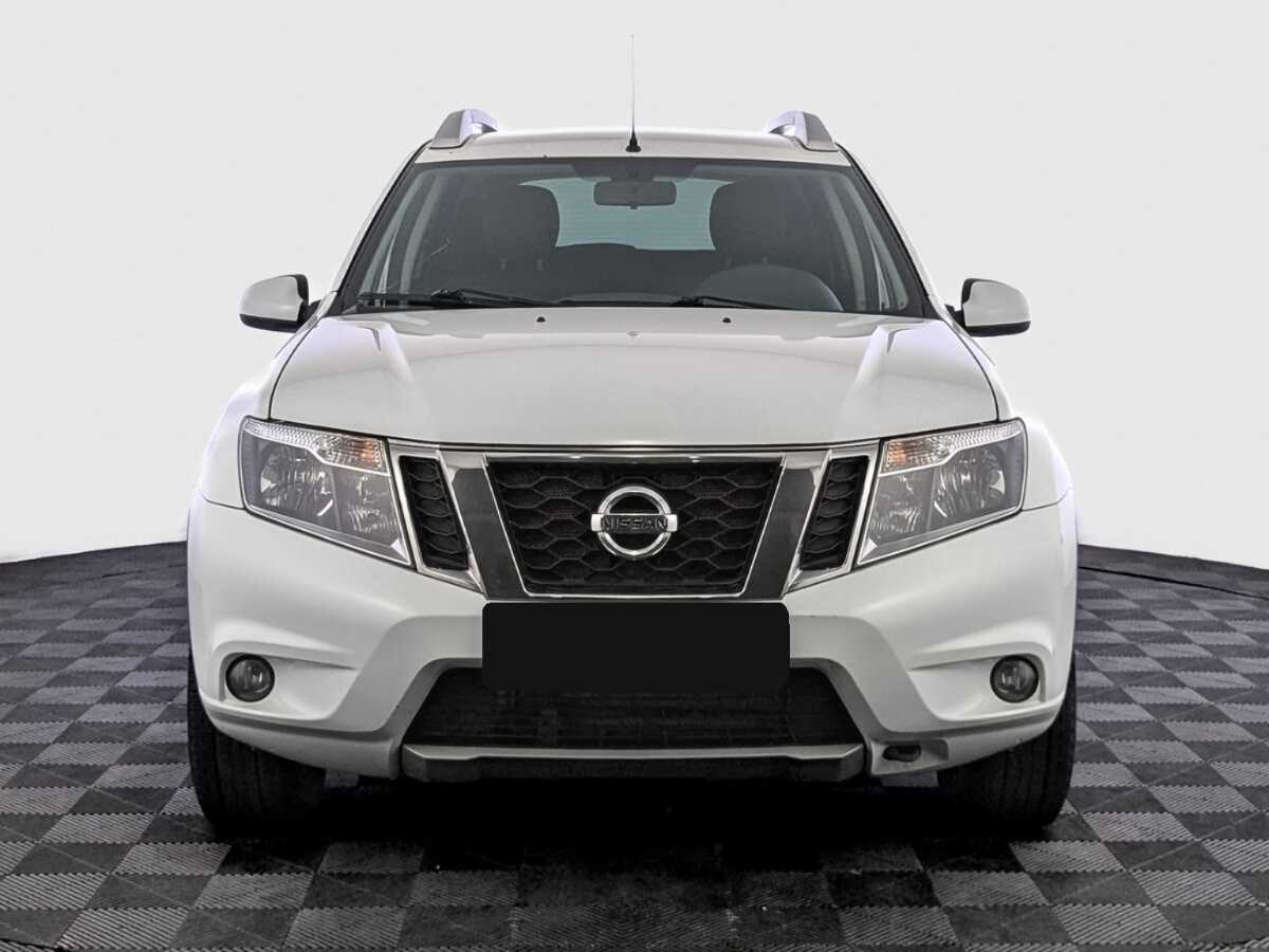 Купить Nissan Terrano с пробегом. Фото: #1