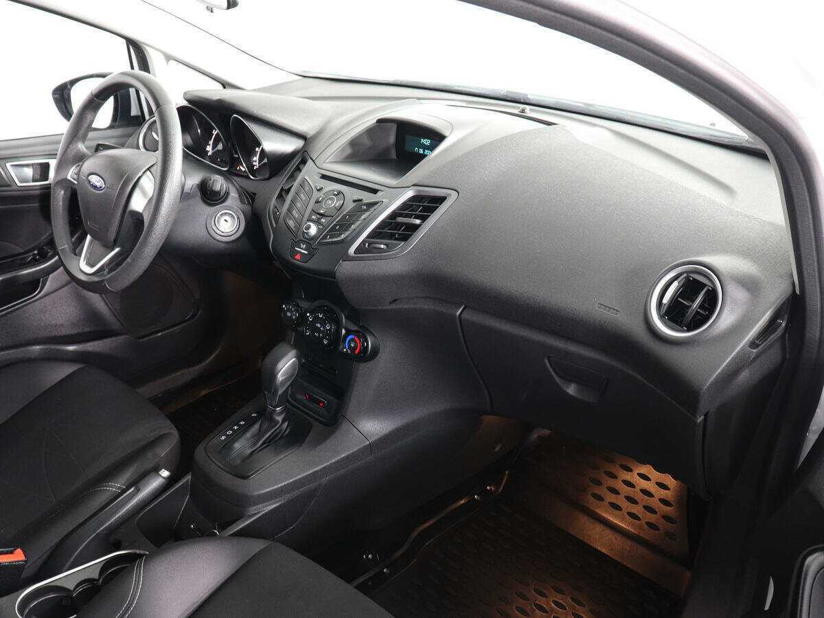 Купить Ford Fiesta с пробегом. Фото: #7