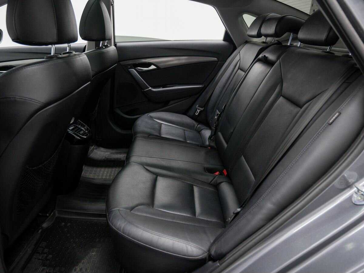 Купить Hyundai i40 с пробегом. Фото: #11