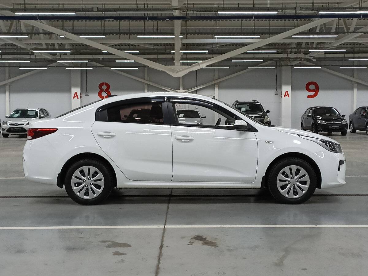 Купить Kia Rio с пробегом. Фото: #3