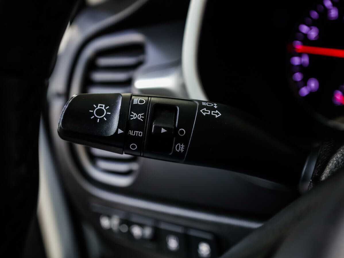 Купить Kia Rio с пробегом. Фото: #16