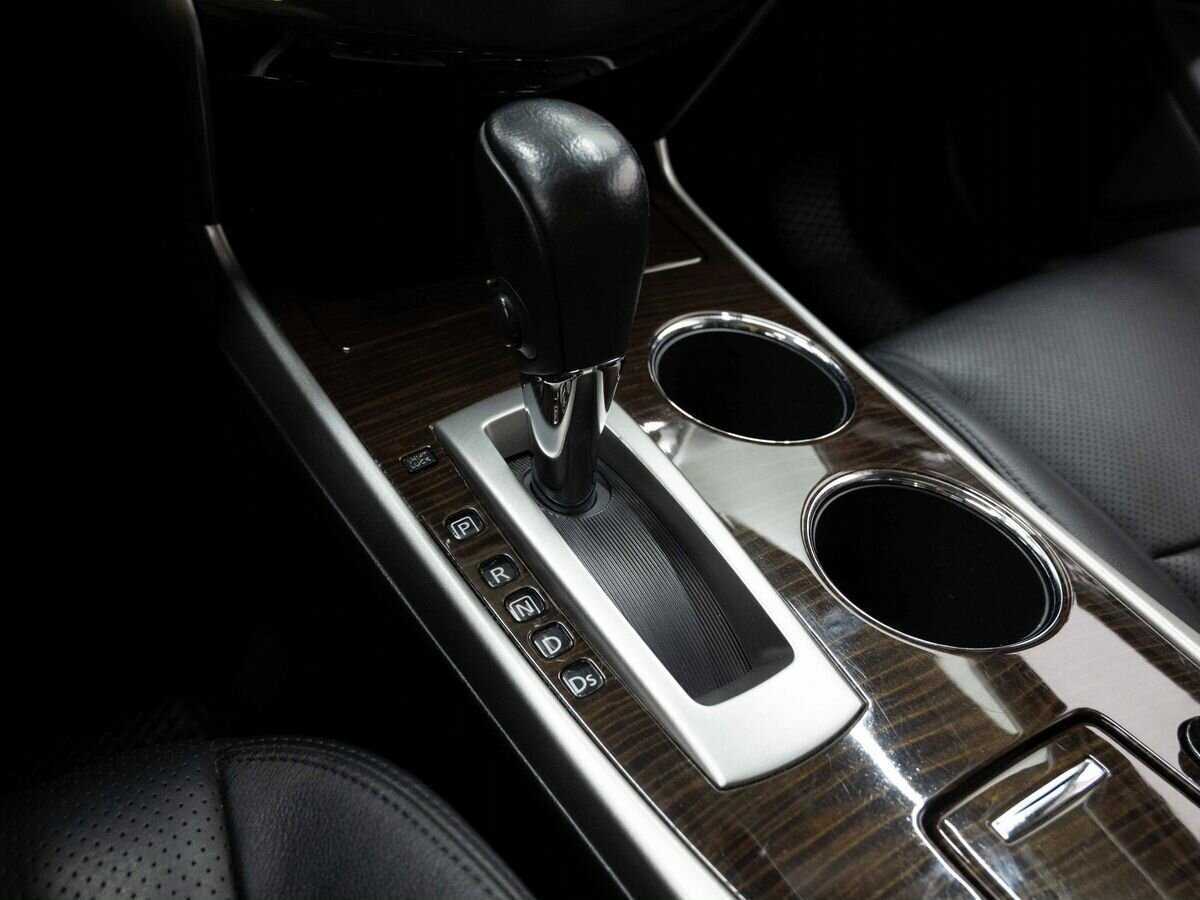 Купить Nissan Teana с пробегом. Фото: #23