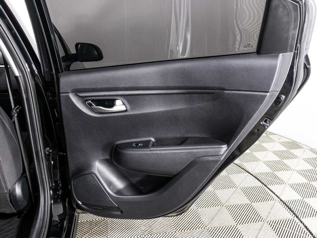 Купить Kia Rio с пробегом. Фото: #25