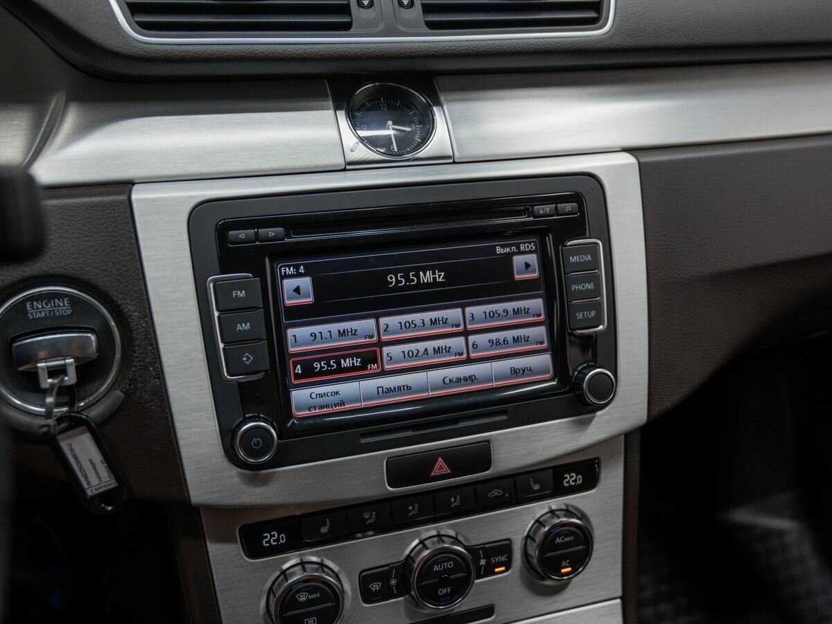 Купить Volkswagen Passat с пробегом. Фото: #19