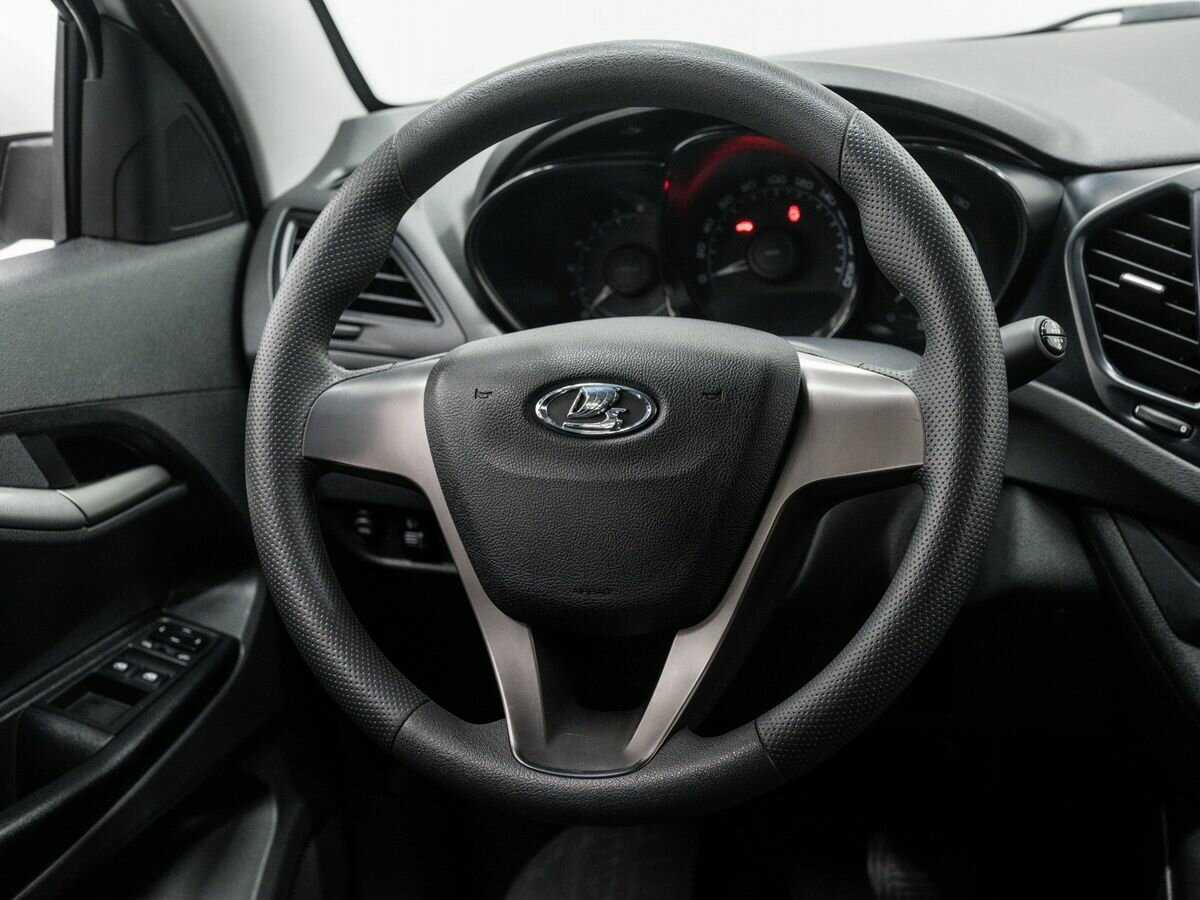 Купить Lada (ВАЗ) Vesta с пробегом. Фото: #11