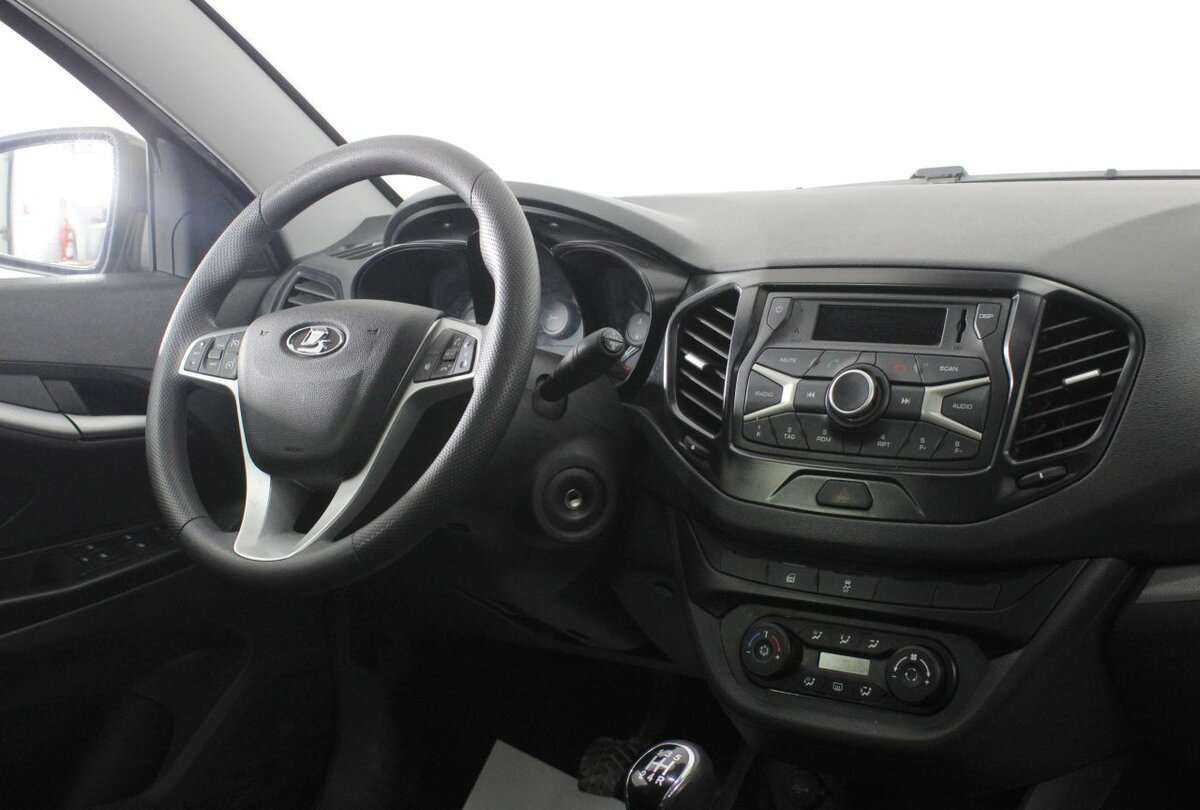 Купить Lada (ВАЗ) Vesta с пробегом. Фото: #6