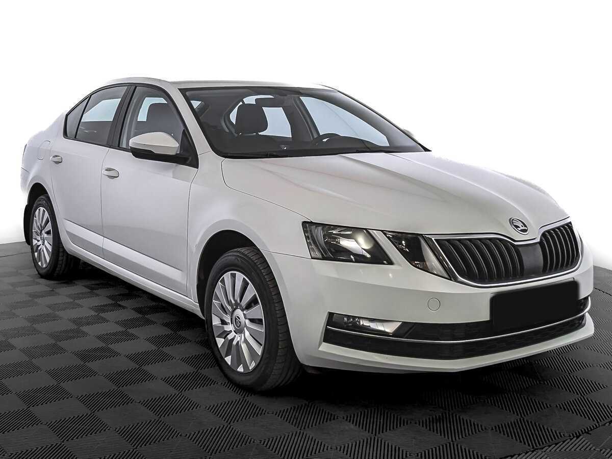 Купить Skoda Octavia с пробегом. Фото: #2