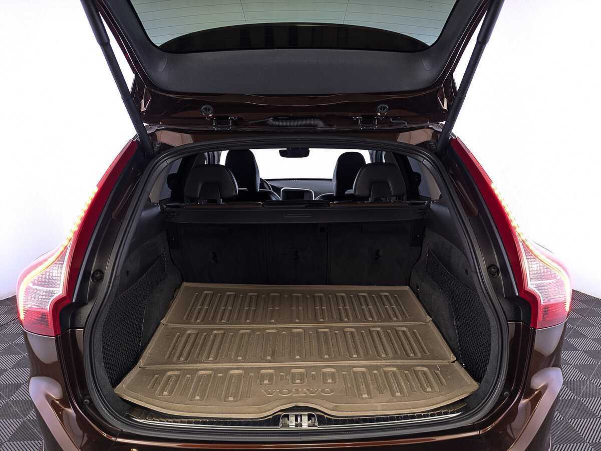 Купить Volvo XC60 с пробегом. Фото: #9