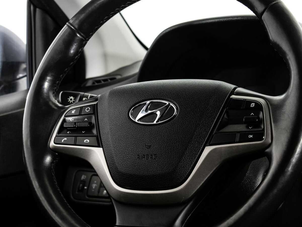 Купить Hyundai Solaris с пробегом. Фото: #9