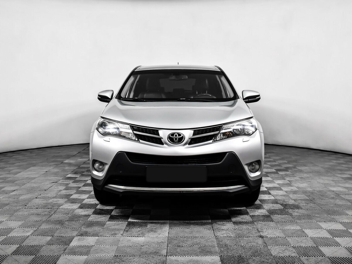 Купить Toyota RAV4 с пробегом. Фото: #1