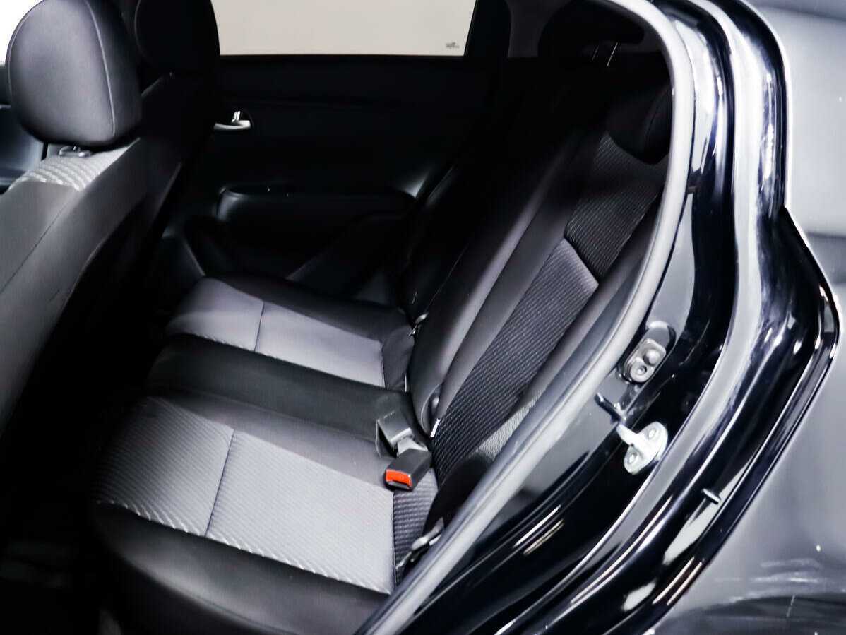 Купить Kia Rio с пробегом. Фото: #11